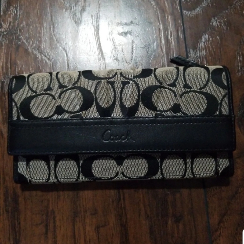 Coach wallet